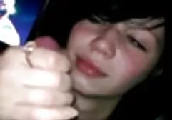 Sarah retube za darmo Twain kurwa w saunie.