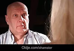 Fisting miasta sex filmiki tube kurczakiem w żart i